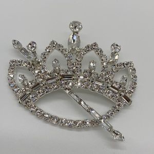 NWT Large Crown King Pin Brooch White Rhinestone
